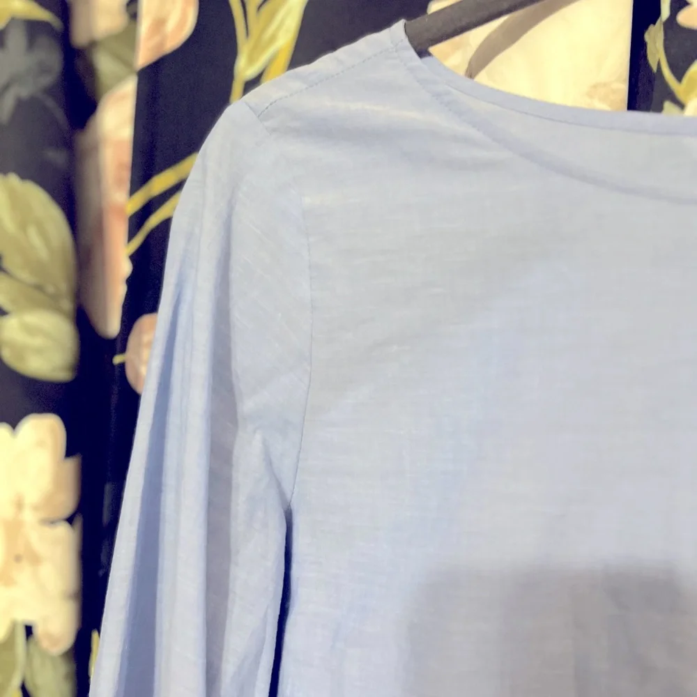 Anne Taylor Light Blue Blouse 3/4 Sleeves White Lace Cuffs  - S - Picture 6 of 7